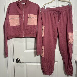 FASHION NOVA CARGO JOGGER SET-unworn